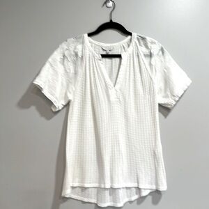 Comfy and Cute! Lucky Brand White Top